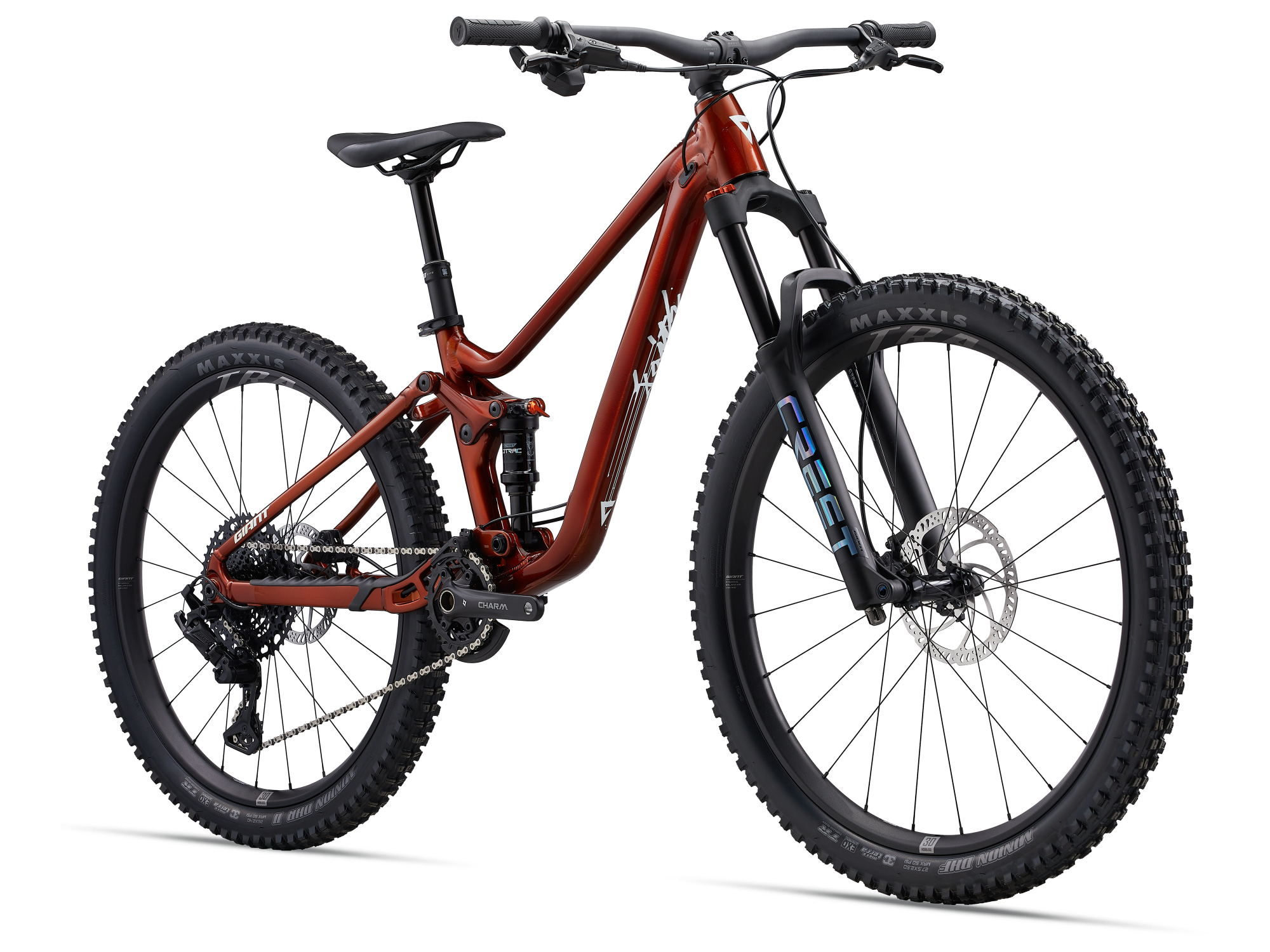 Giant Faith Full-Suspension Mountainbike in Kupfer mit Federgabel in Dreiviertelansicht.