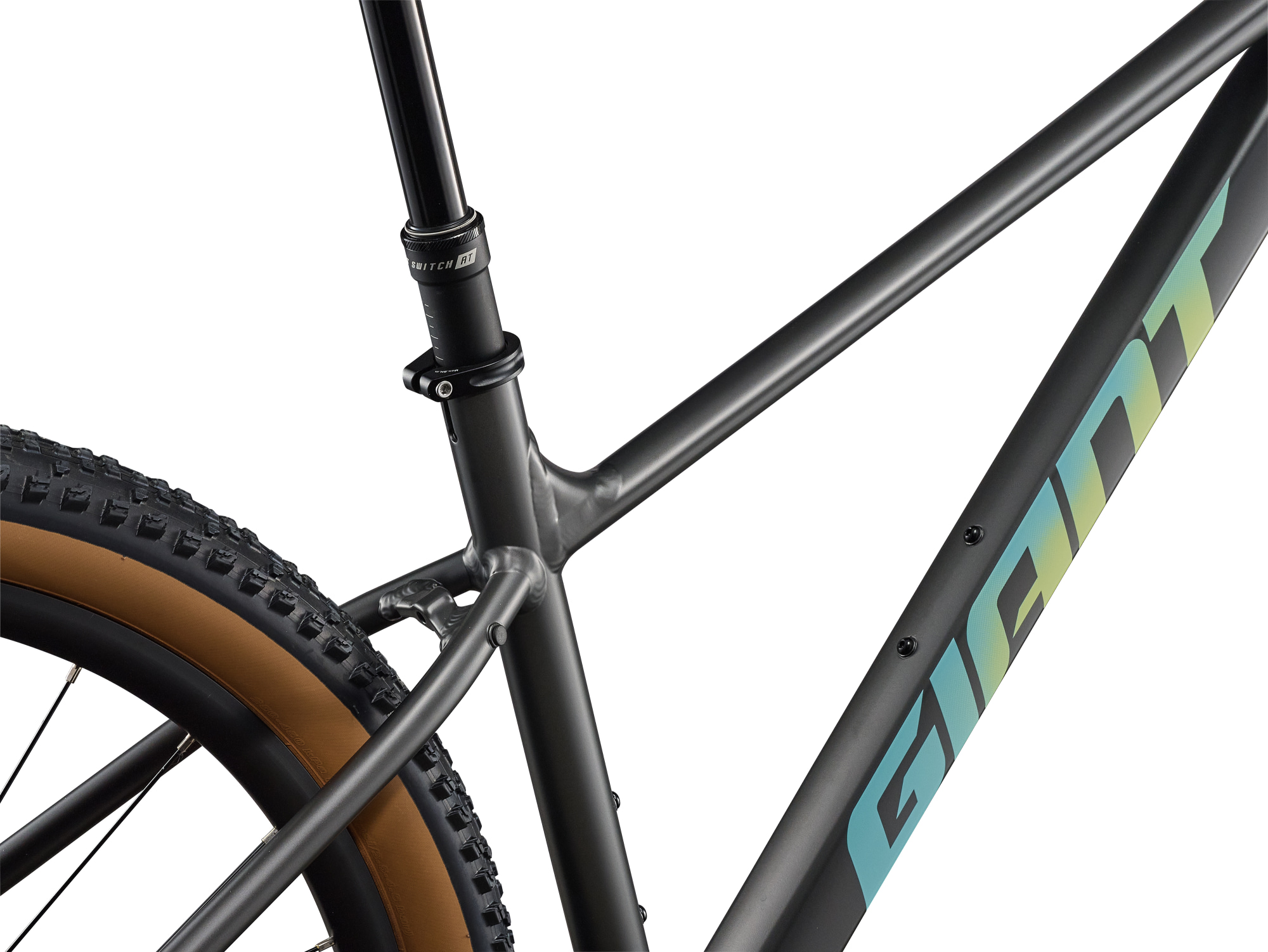 Giant Talon 0 Hardtail-Mountainbike in Stealth Chrome mit Rahmenbereich und Sattelstuetze in Detailansicht