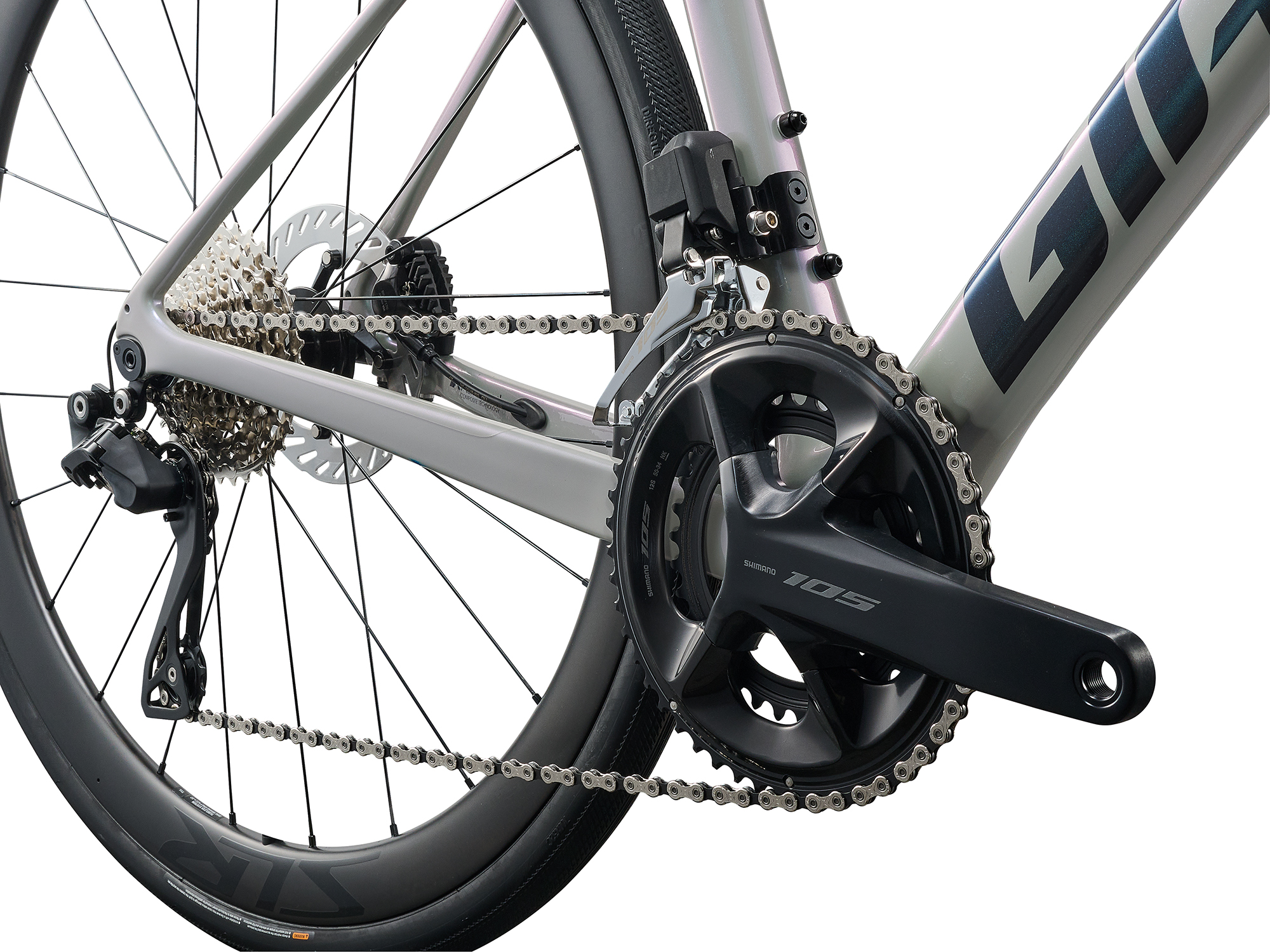 Giant Defy Advanced 0 Rennrad mit Shimano 105 Antrieb und integriertem Umwerfer.