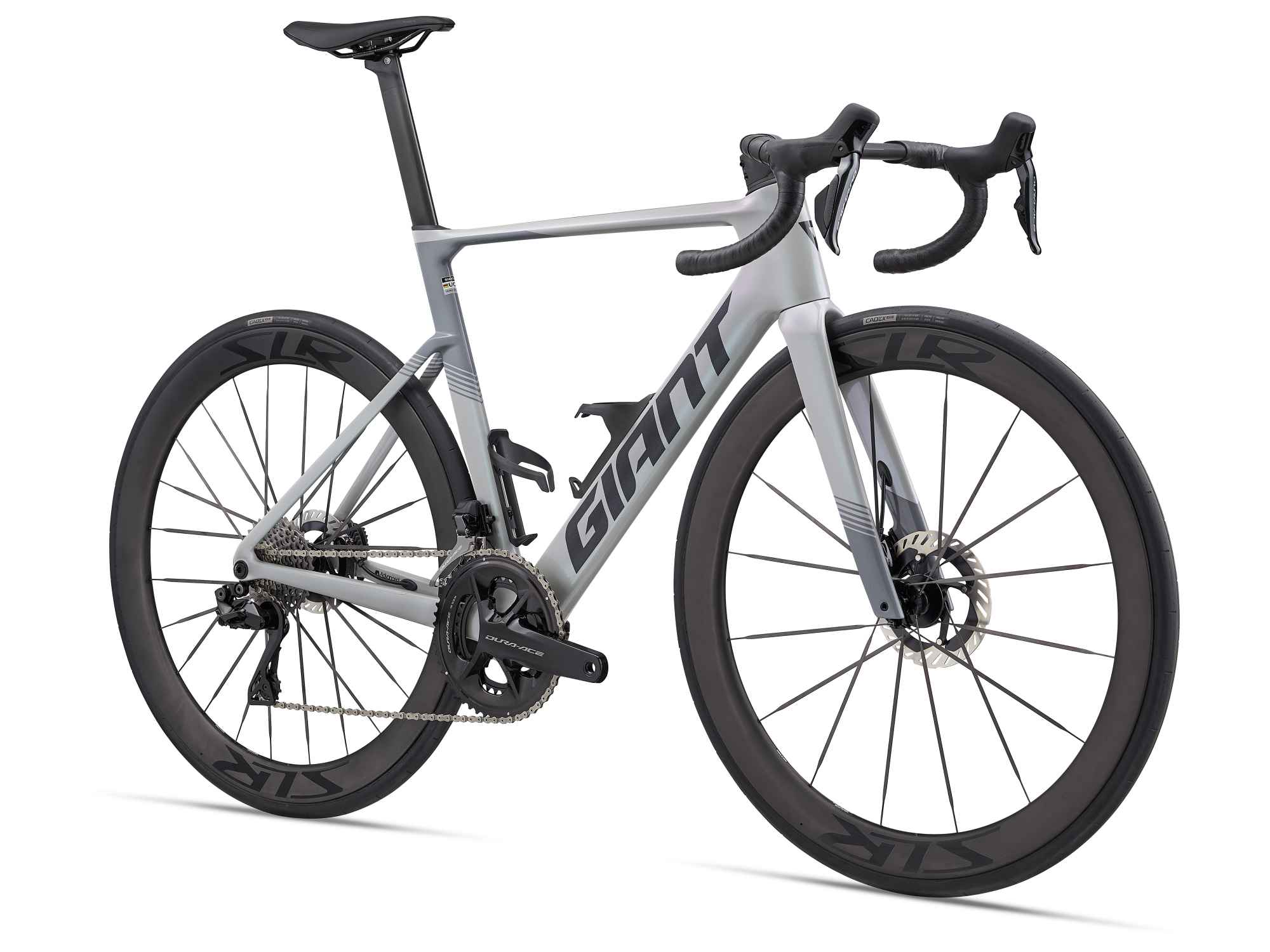 Giant Propel Advanced Pro DA Rennvelo in Supernova Grey mit Aero-Gabel und tiefen Carbonfelgen.
