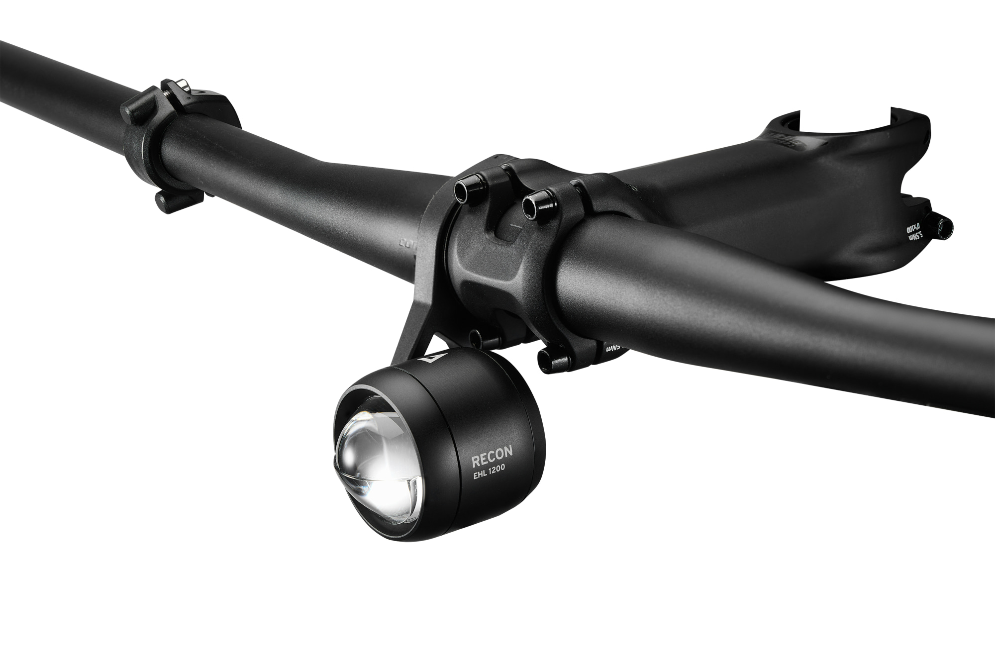 Giant Recon EHL 1200 Frontlicht in Schwarz mit Halterung und beleuchteter Linse am Lenker.