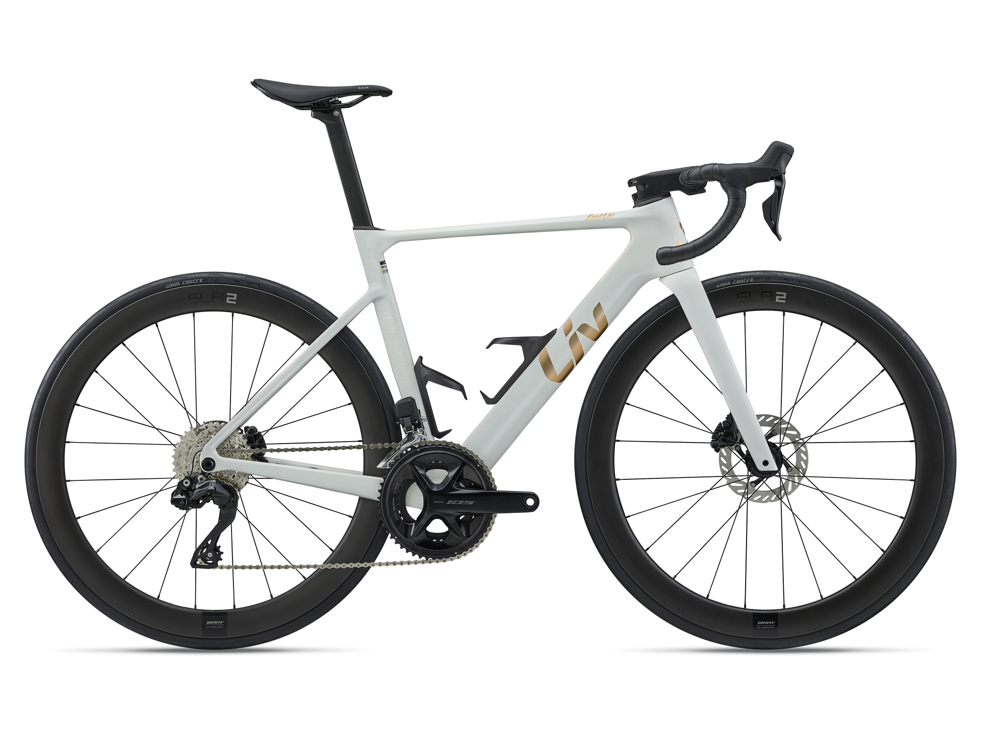 Liv Enviliv Advanced 1 Rennrad in Weiss mit Aero-Rahmen und tiefen Carbonfelgen.