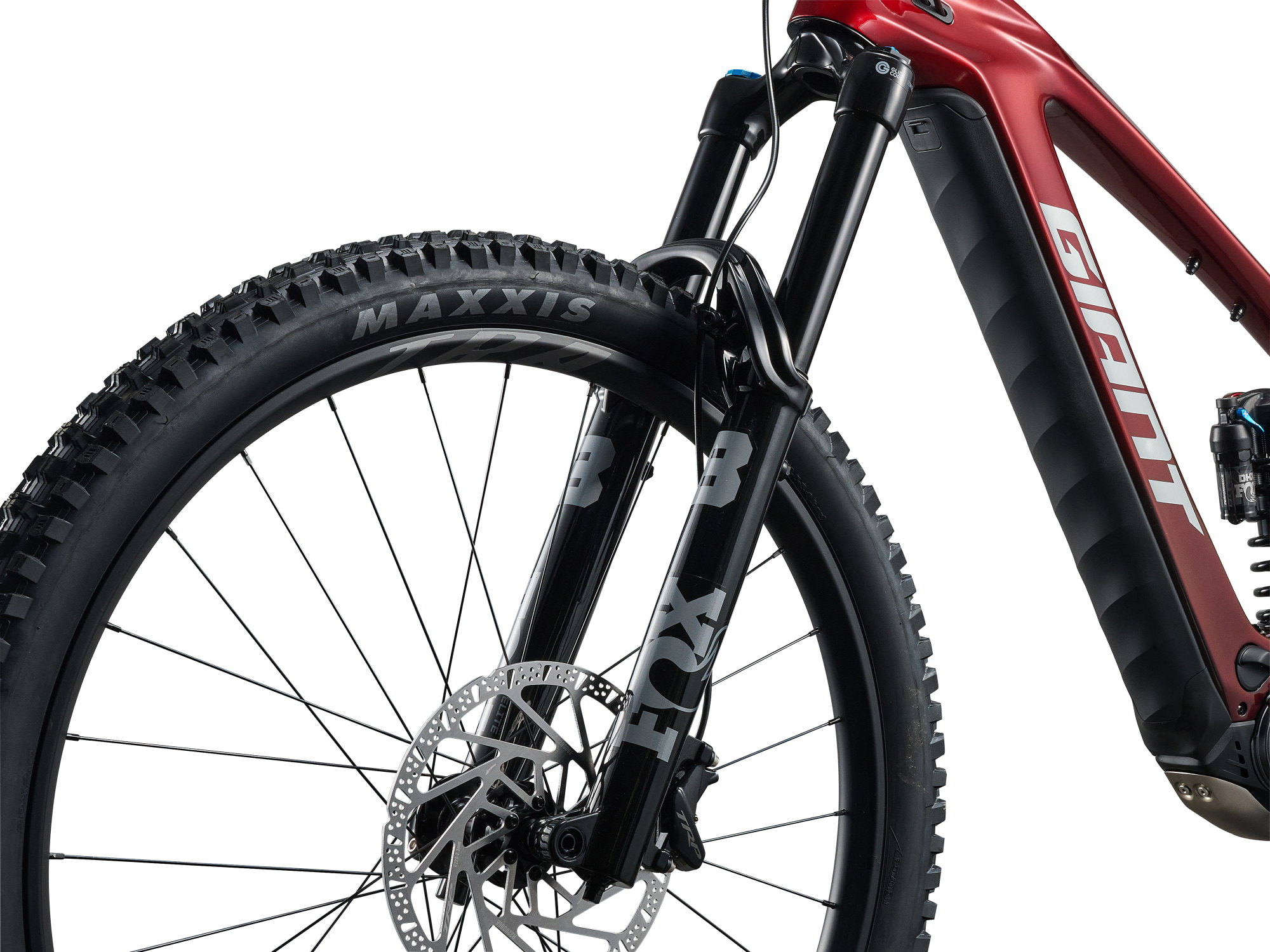 Giant Reign Advanced E+ 1 E-Mountainbike in Mars Dust mit FOX Federgabel und MAXXIS Vorderreifen.