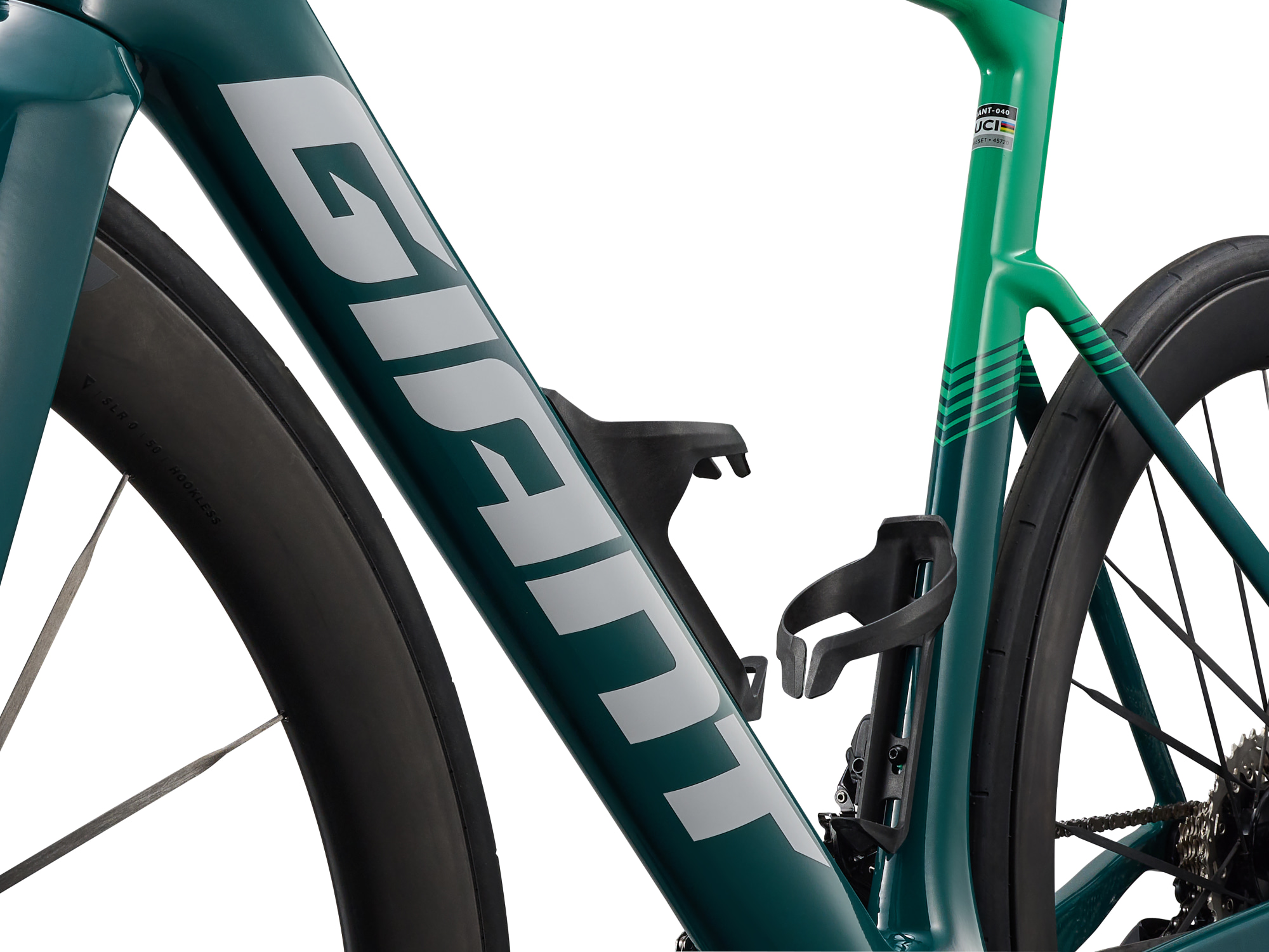Giant Propel Advanced Pro Di2 Rennvelo in Abyss Teal mit Aero-Carbonrahmen und Flaschenhaltern.